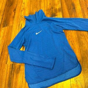 Nike athletic pull over